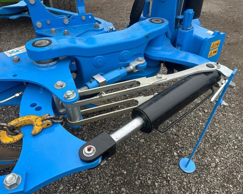 Lemken Juwel 8M 5F plough