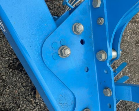 Lemken Juwel 8M 5F plough
