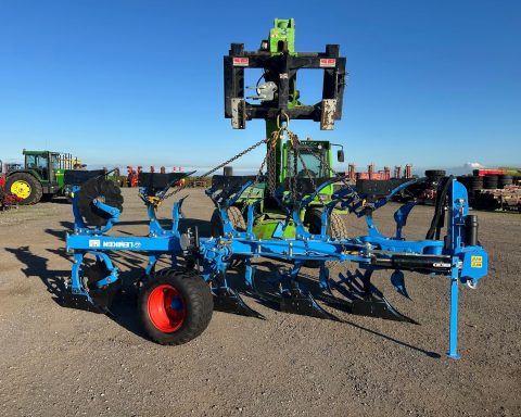 Lemken Juwel 8M 5F plough