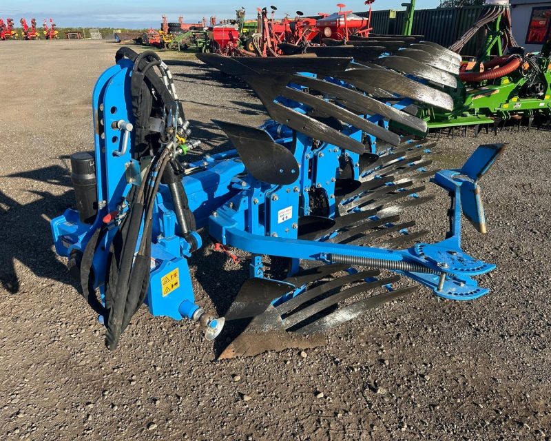 Lemken Juwel 8M 5F plough
