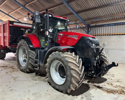 Case IH 240 Puma