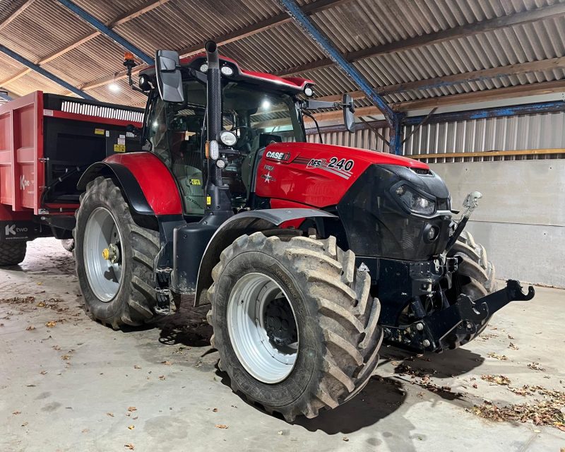 Case IH 240 Puma