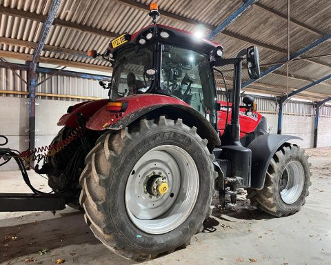 Case IH 240 Puma