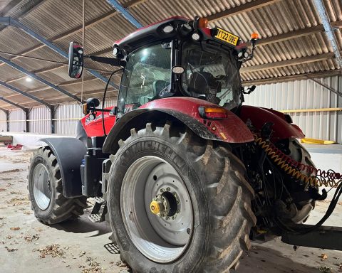 Case IH 240 Puma