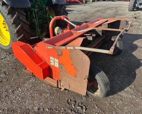 Kuhn BNG 270 flail topper