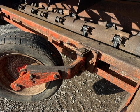 Kuhn BNG 270 flail topper