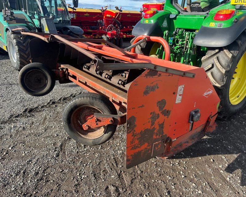 Kuhn BNG 270 flail topper