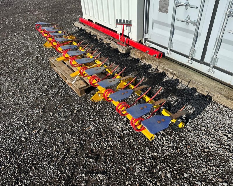 Claydon 4m Hybrid fertiliser drill