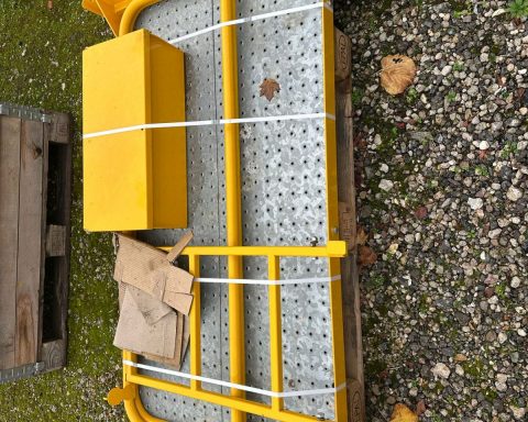 Claydon 4m Hybrid fertiliser drill