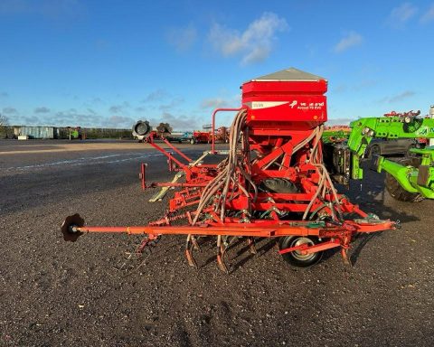 Kverneland Accord TS EVO 6000.