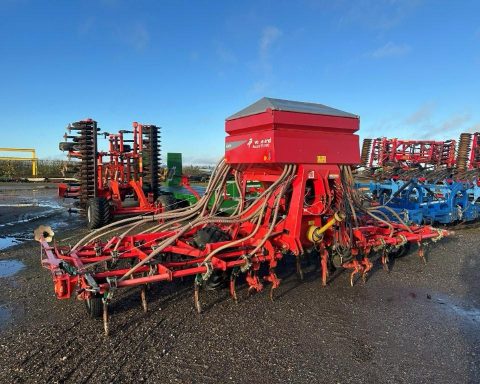 Kverneland Accord TS EVO 6000.