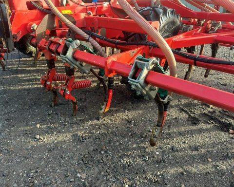 Kverneland Accord TS EVO 6000.