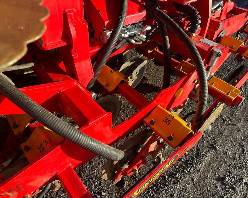 Vaderstad RDA 600S drill
