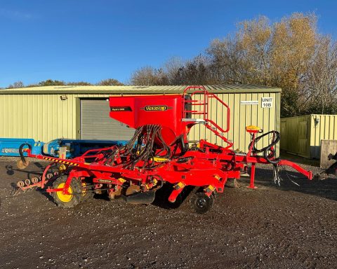 Vaderstad RDA 600S drill