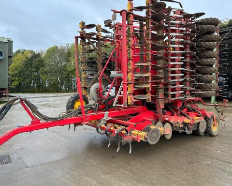 Vaderstad Rapid RDA 800S drill