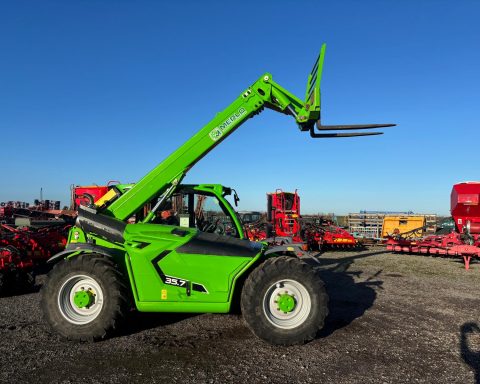 Merlo TF35.7 140 Telescopic Handler