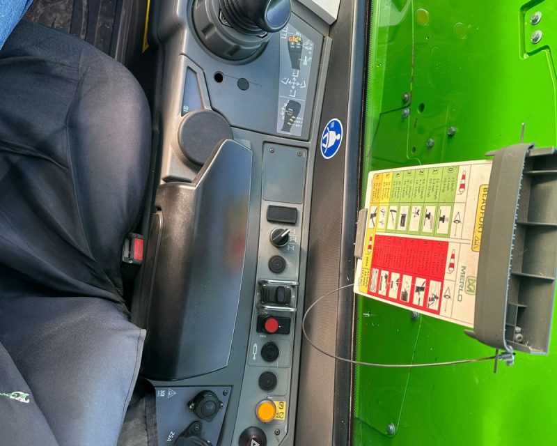 Merlo TF35.7 140 Telescopic Handler