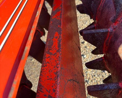 Kuhn 403D & Lely Polymat 4m