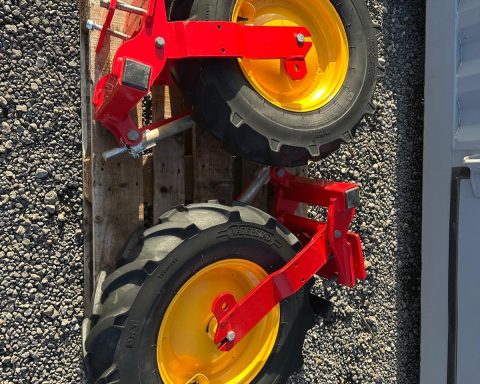 Vaderstad Rapid Drill Wing support wheels