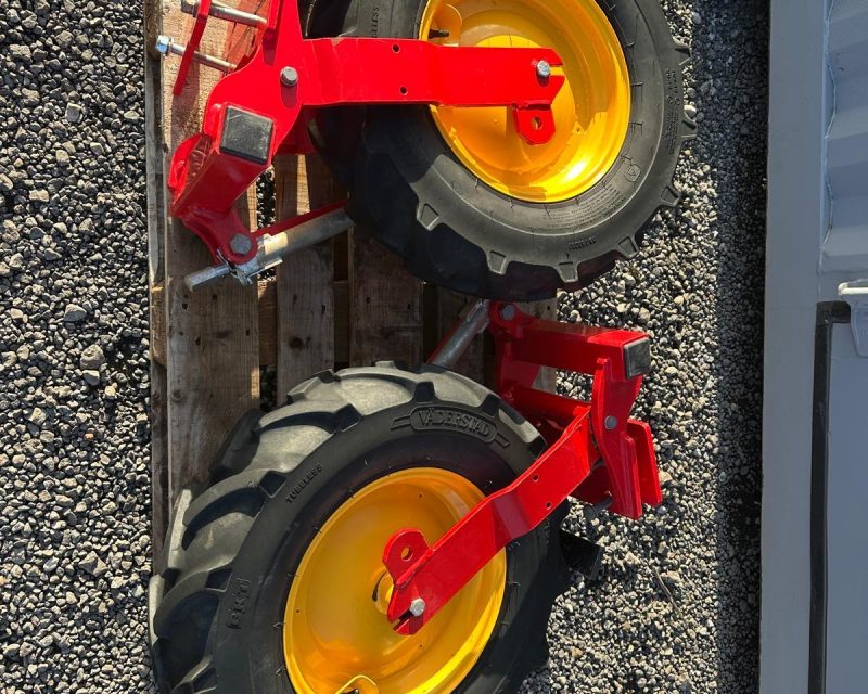 Vaderstad Rapid Drill Wing support wheels
