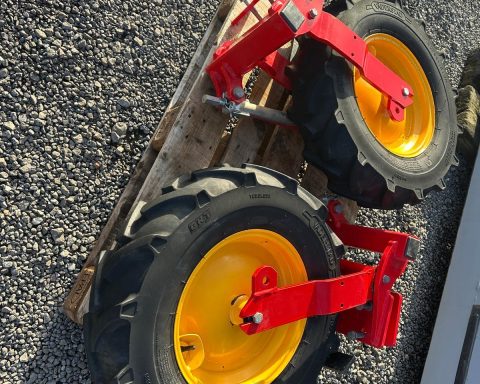 Vaderstad Rapid Drill Wing support wheels
