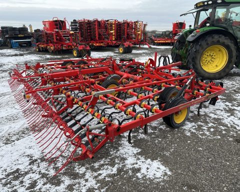 Vaderstad NZA 600 AGGRESSIVE
