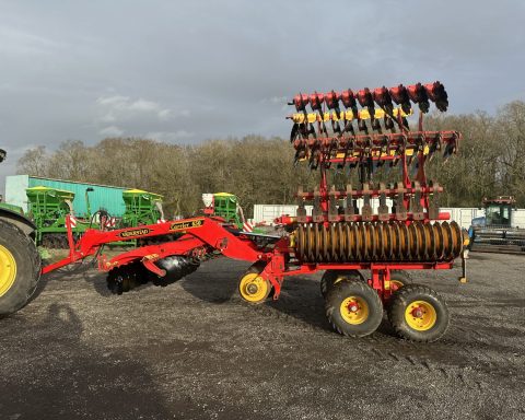 Vaderstad Carrier CR 650 CrossBoard Heavy
