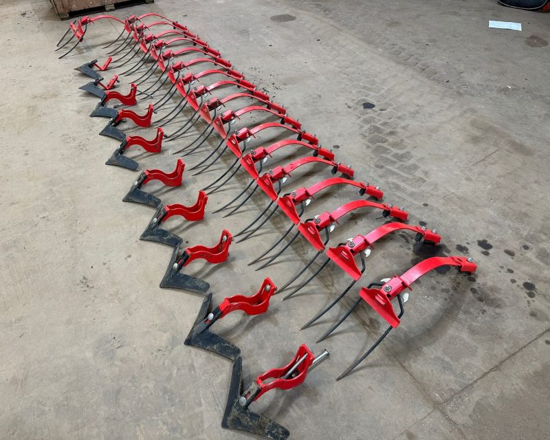 Vaderstad Spirit 6m drill following harrow kit