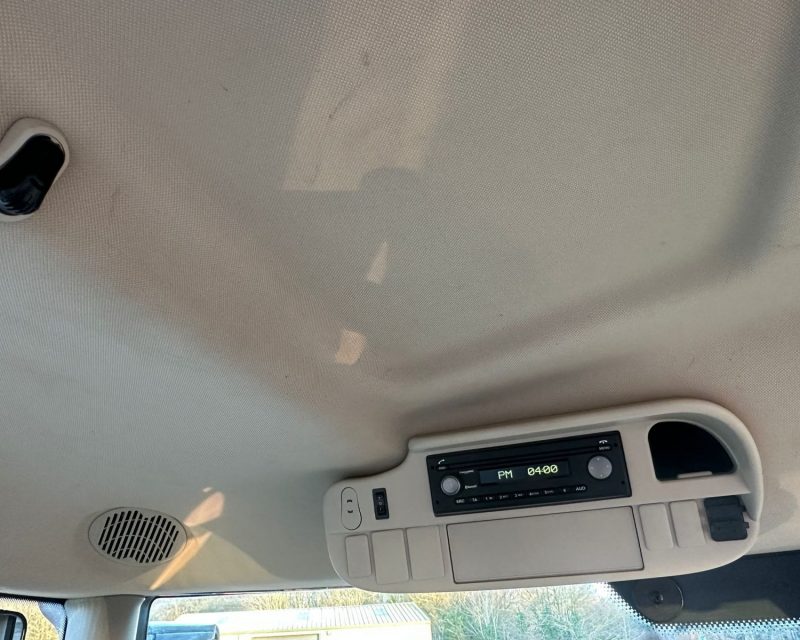 John Deere 6135R 4wd tractor