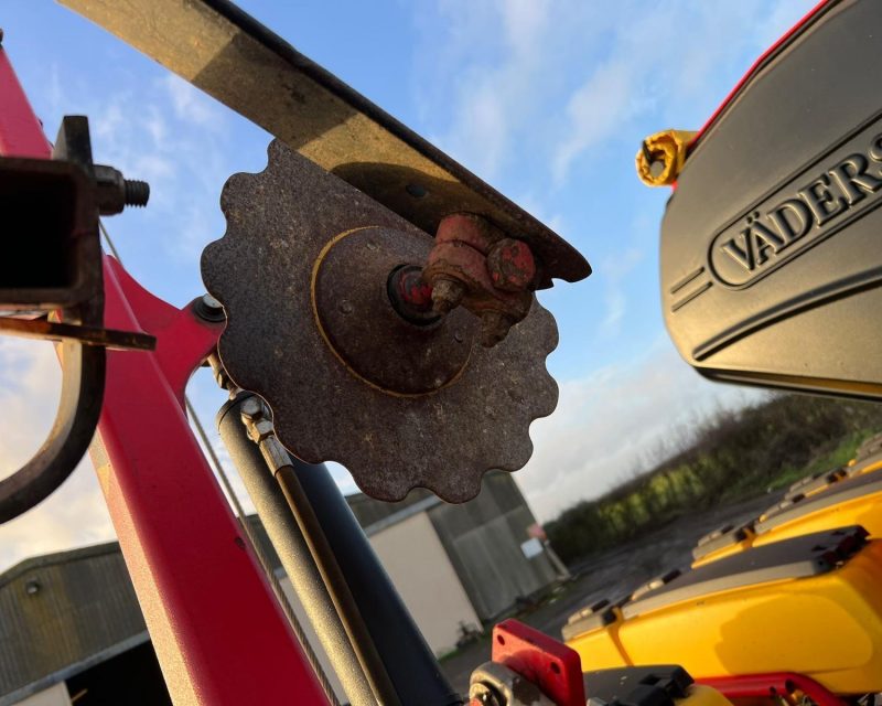 Vaderstad Tempo TPF 8 Seed Drill