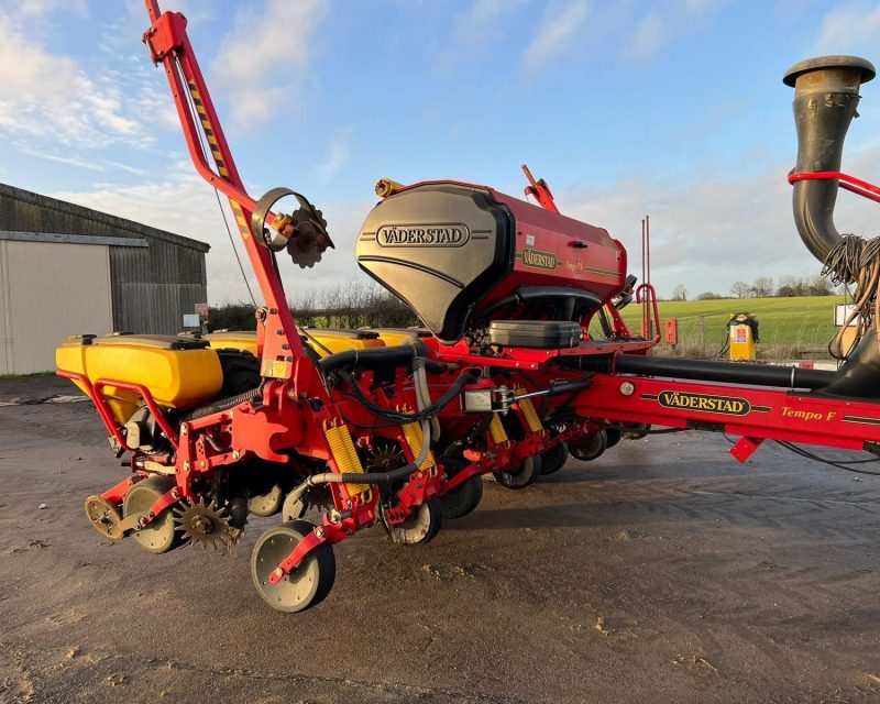 Vaderstad Tempo TPF 8 Seed Drill
