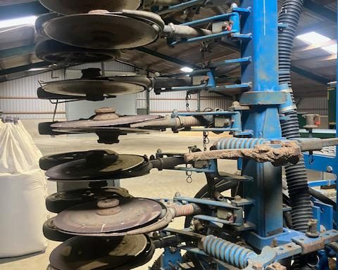 Lemken Solitair 9K – 6m power harrow / drill