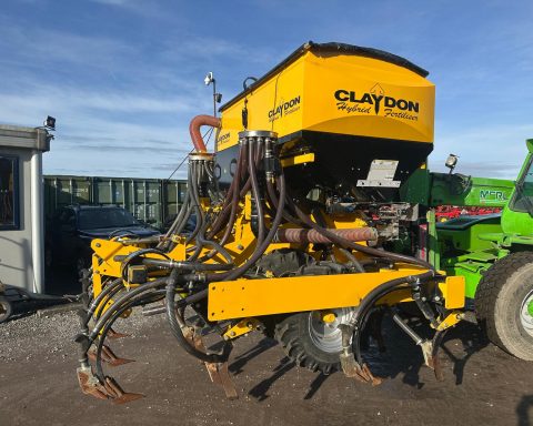 Claydon 3.5m Hybrid Fertiliser drill