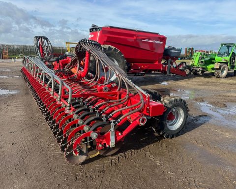 Horsch Avatar 12.25 SD