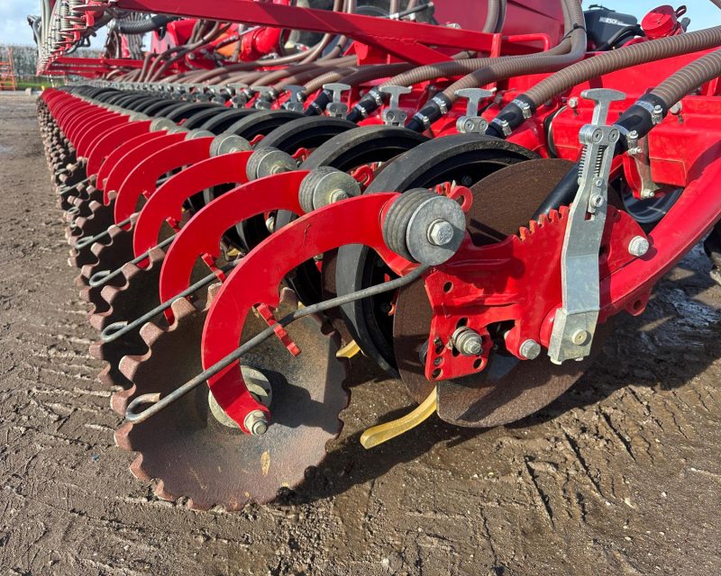 Horsch Avatar 12.25 SD