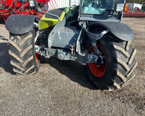 Claas Scorpion 6030 CP Varipower