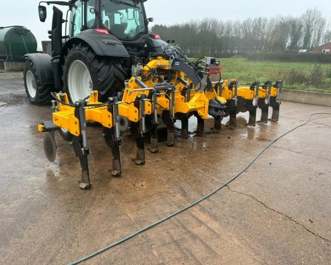 Grange machinery 6m LDT AR