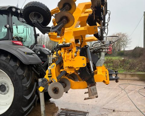 Grange machinery 6m LDT AR