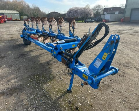 Lemken Diamant 11 7f plough