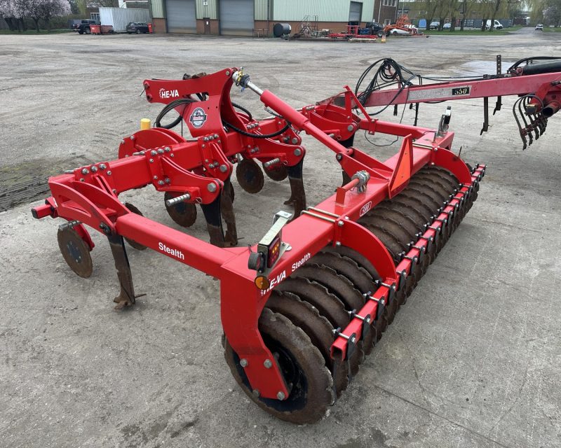 He-va Stealth 300 6 leg subsoiler