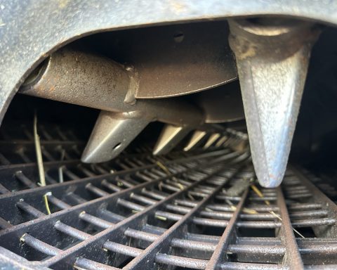 New Holland CSX 7080 HarveStar