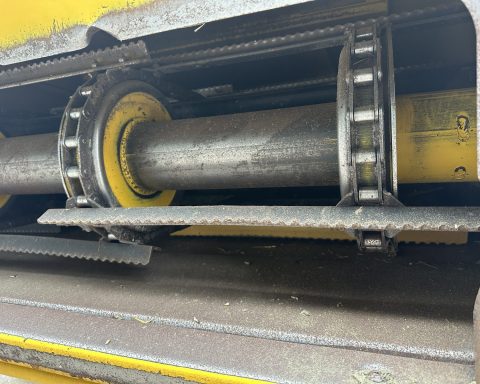 New Holland CSX 7080 HarveStar