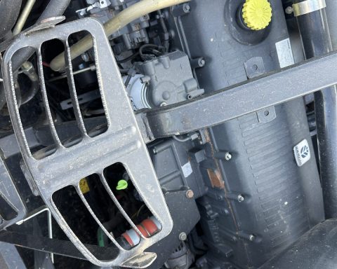 New Holland CSX 7080 HarveStar