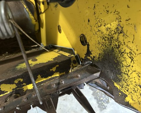 New Holland CSX 7080 HarveStar