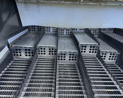 New Holland CSX 7080 HarveStar