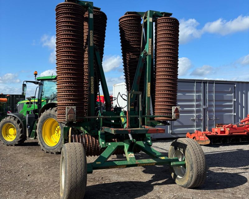 Cousins Contour 12.3m Hyd folding rolls