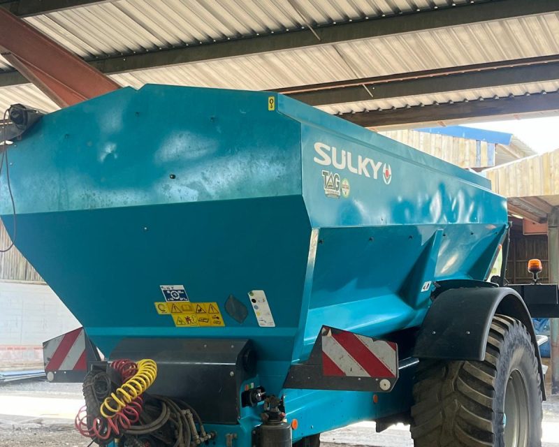 Sulky XT130 trailed fertiliser spreader