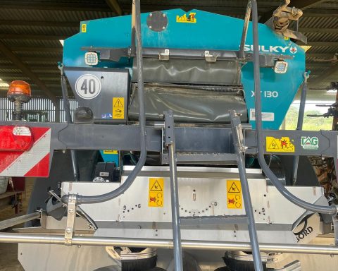 Sulky XT130 trailed fertiliser spreader