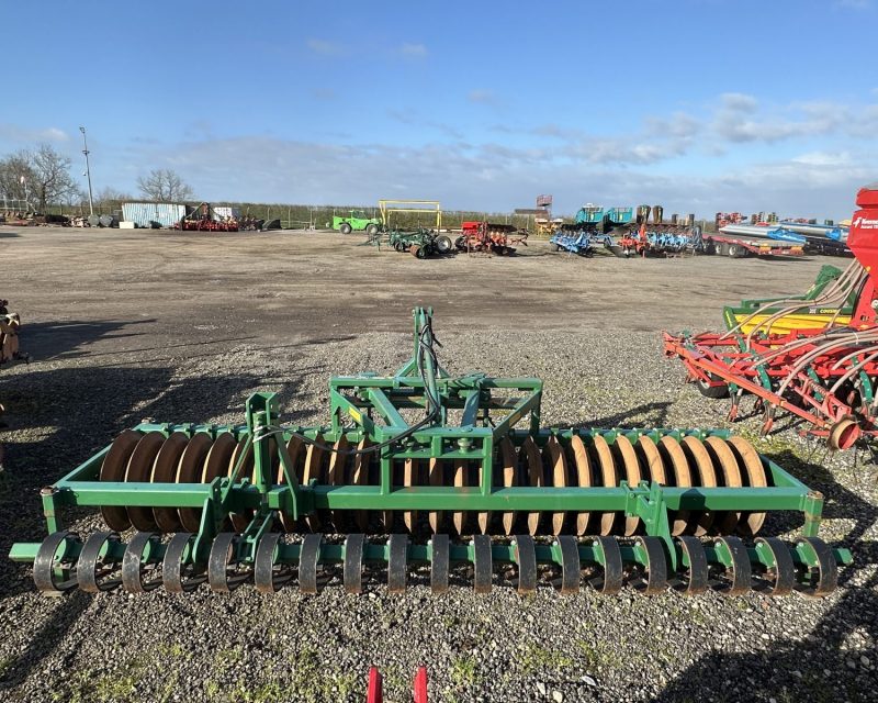 Cousins 4m rigid front press c/w razor rings & springboard levelling system