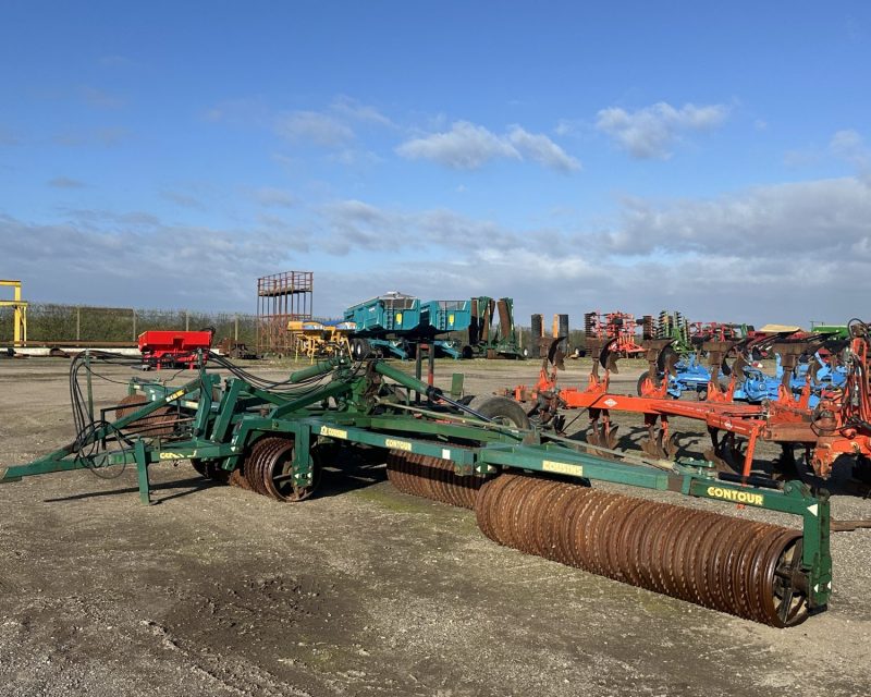 Cousins Contour 12.3m Hyd folding rolls